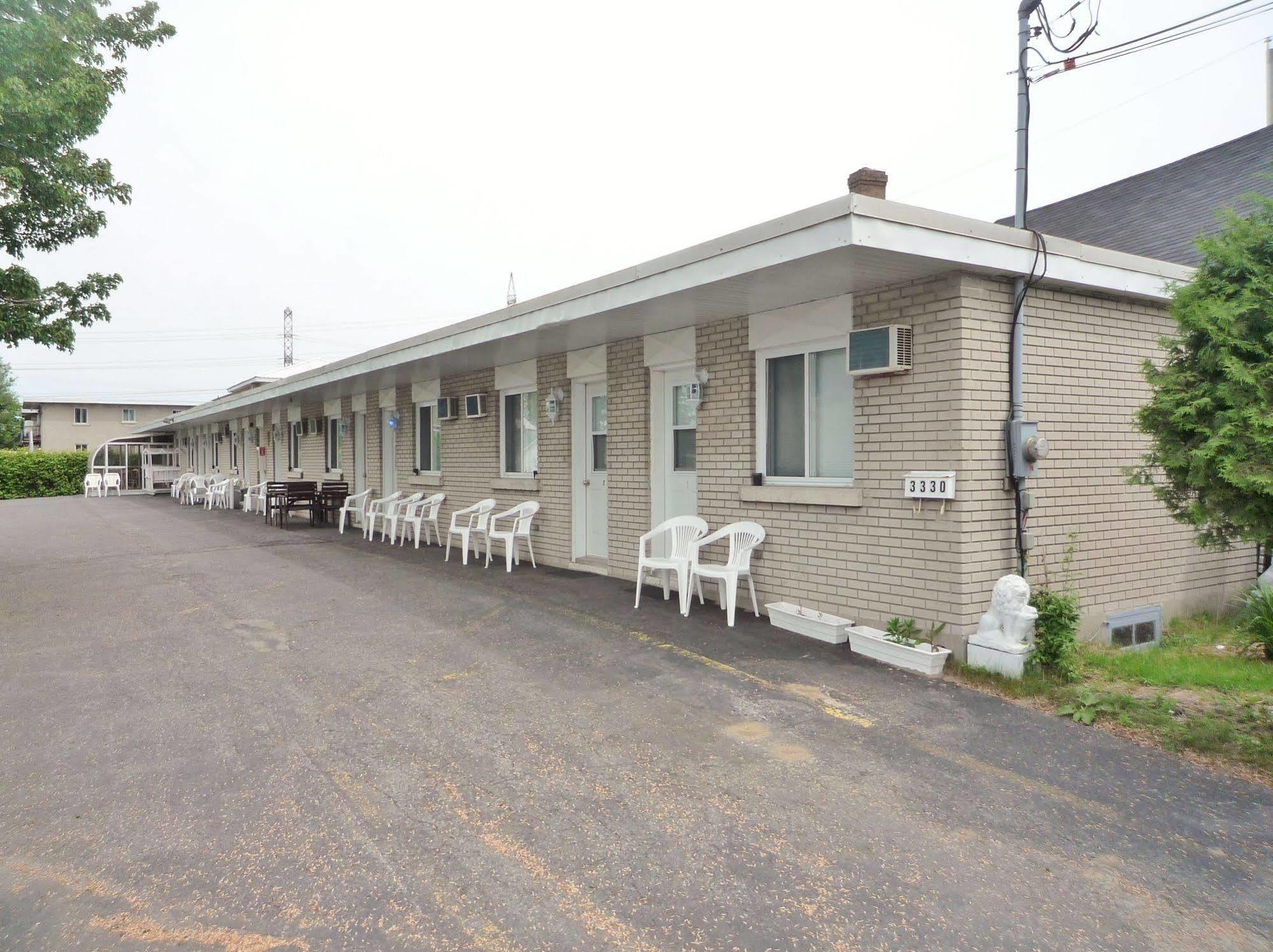 Hotel Tracy - St Lawrence River Sorel-Tracy Exterior photo