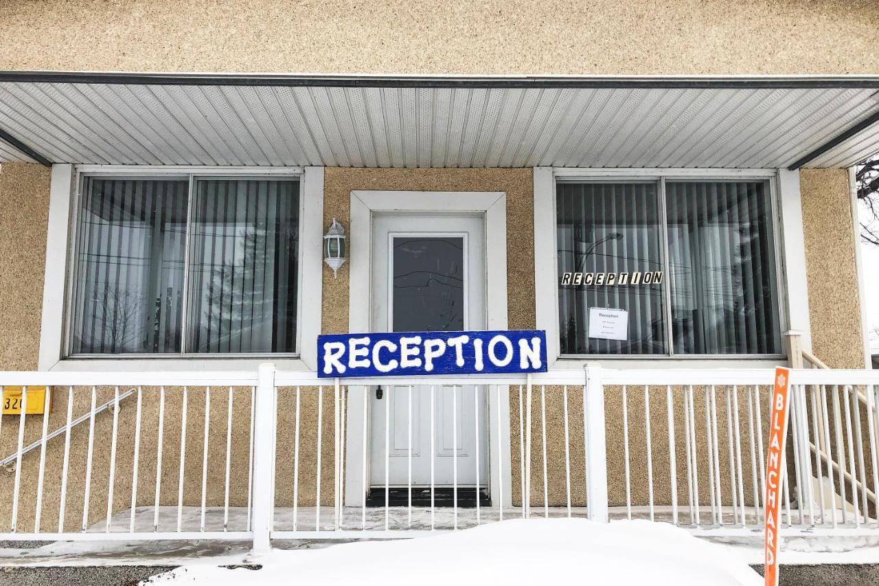 Hotel Tracy - St Lawrence River Sorel-Tracy Exterior photo